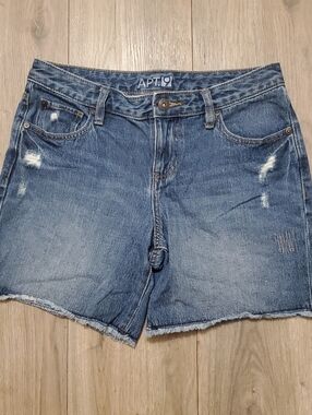 Apt. 9 Medium Blue Distressed Denim Cutoff Shorts